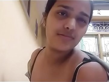 Sexy Indian Girl Boob pressing Selfie mms videos