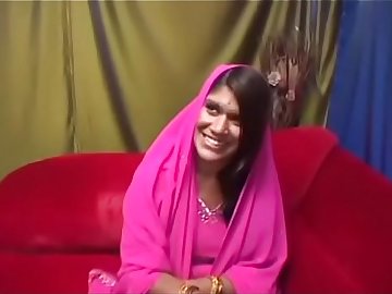 Indian teen loves to fuck - PORN.COM
